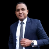 Daniel A. Hernández